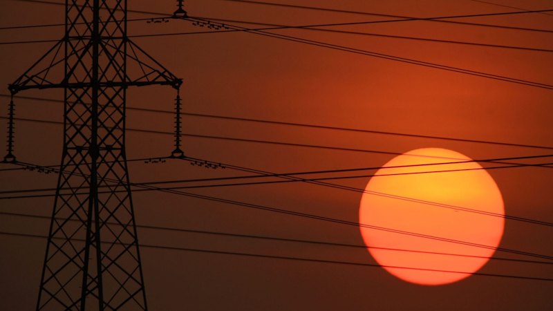 Big wet to follow swelter, says weatherman