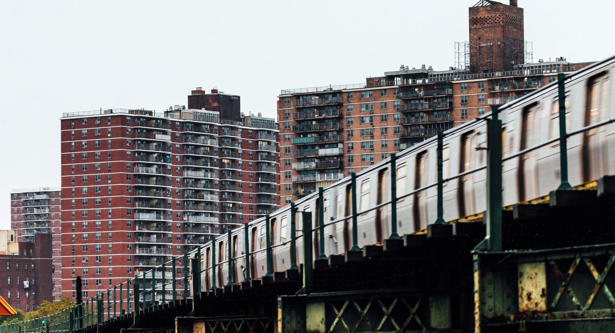 NY Gov. Hochul vetoes bill to mandate 2-person subway train crews