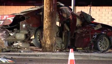 2 hospitalized after serious crash at Glendale intersection