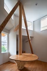 In Tokyo, Curved Copper Volumes and Hinoki Wood Boxes Build This Home Up, Not Out - Photo 8 of 15 - 