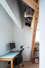 In Tokyo, Curved Copper Volumes and Hinoki Wood Boxes Build This Home Up, Not Out - Photo 12 of 15 - 