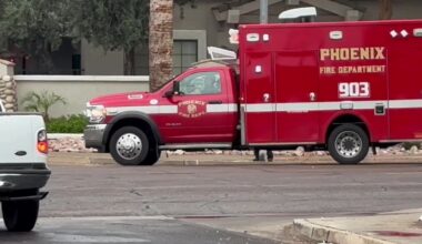 Christmas Day stabbing in Phoenix sends man to the hospital: PD