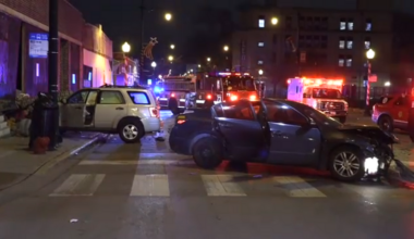 Chicago police looking for driver of hit-and-run crash in Gresham that hurt 2 people, sent car into building at 79th and Morgan