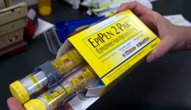 Why insurers are covering a $4,500 EpiPen alternative — and calling it a cost saver
