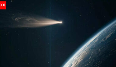Astronomers spot wobbling jets on rare interstellar comet 3I/ATLAS |