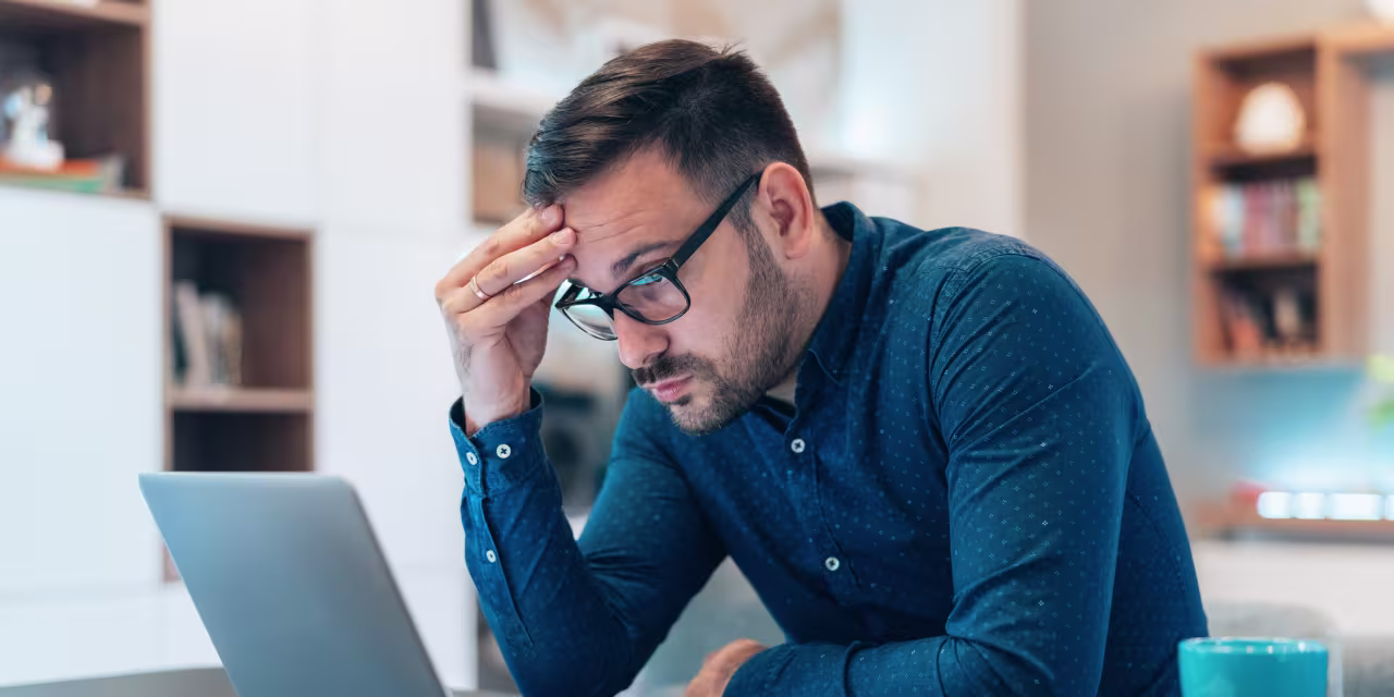 ‘Is this a red flag?’ Since the market downturn, my adviser hasn’t even called to reassure me. Don’t I at least deserve an automatic check-in?