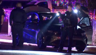 Phoenix PD searching for suspect after man shot in Maryvale