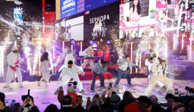 List of performers for NYE in NYC