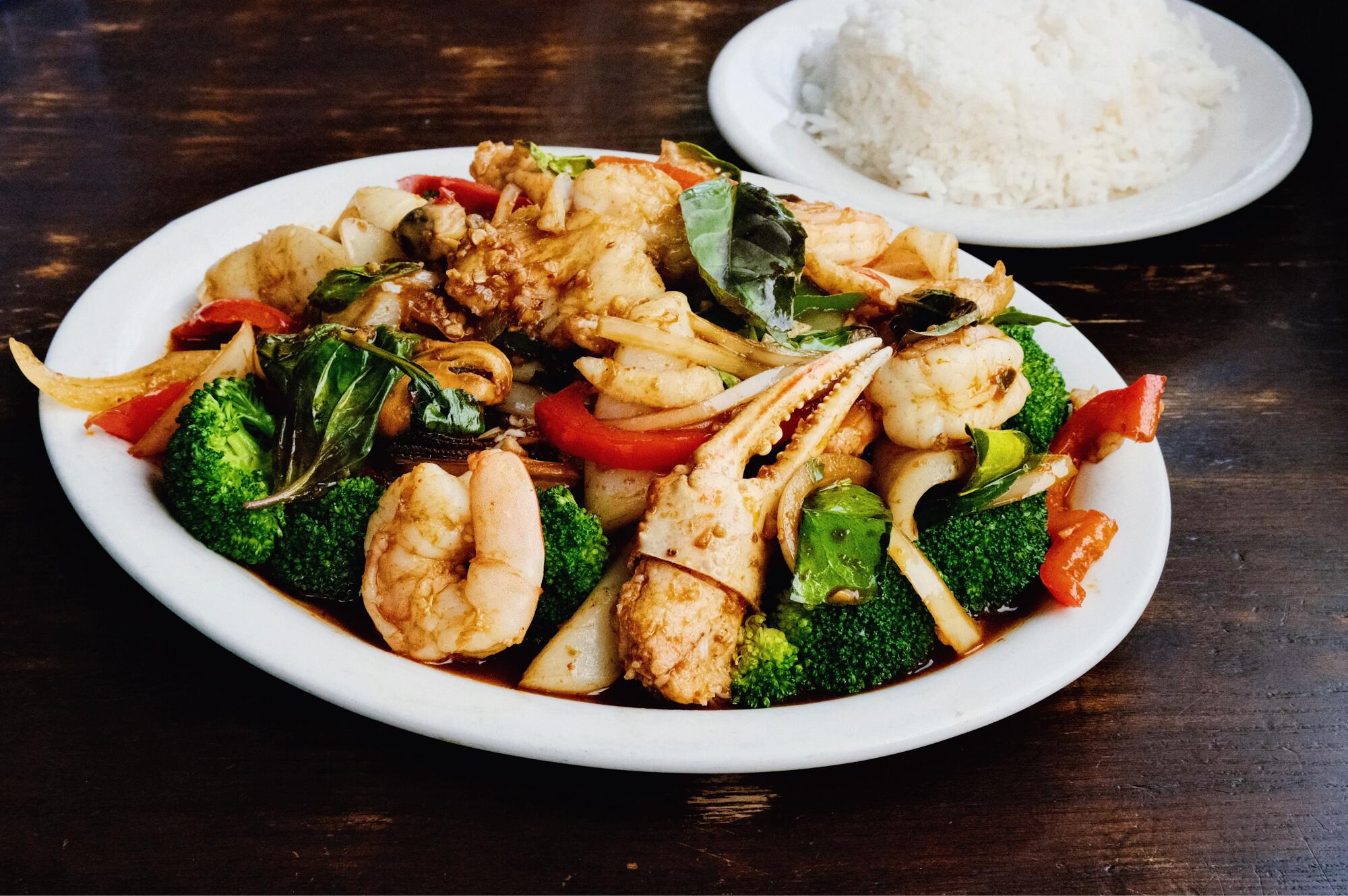 A closeup photo of a seafood stir fry at Cholada Thai on PCH