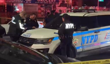 Queens bodega shooting: 2 people shot, including 1 man killed, in Corona, NYPD says