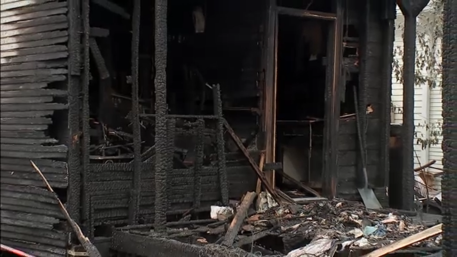 Houston Fire Department investigates second house fire at abandoned property in historic Freedmen's Town