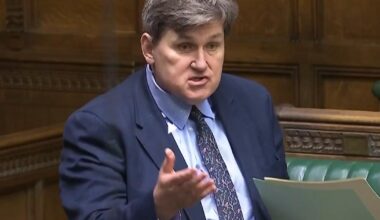 MP calls for more investment in anti-opioid medications