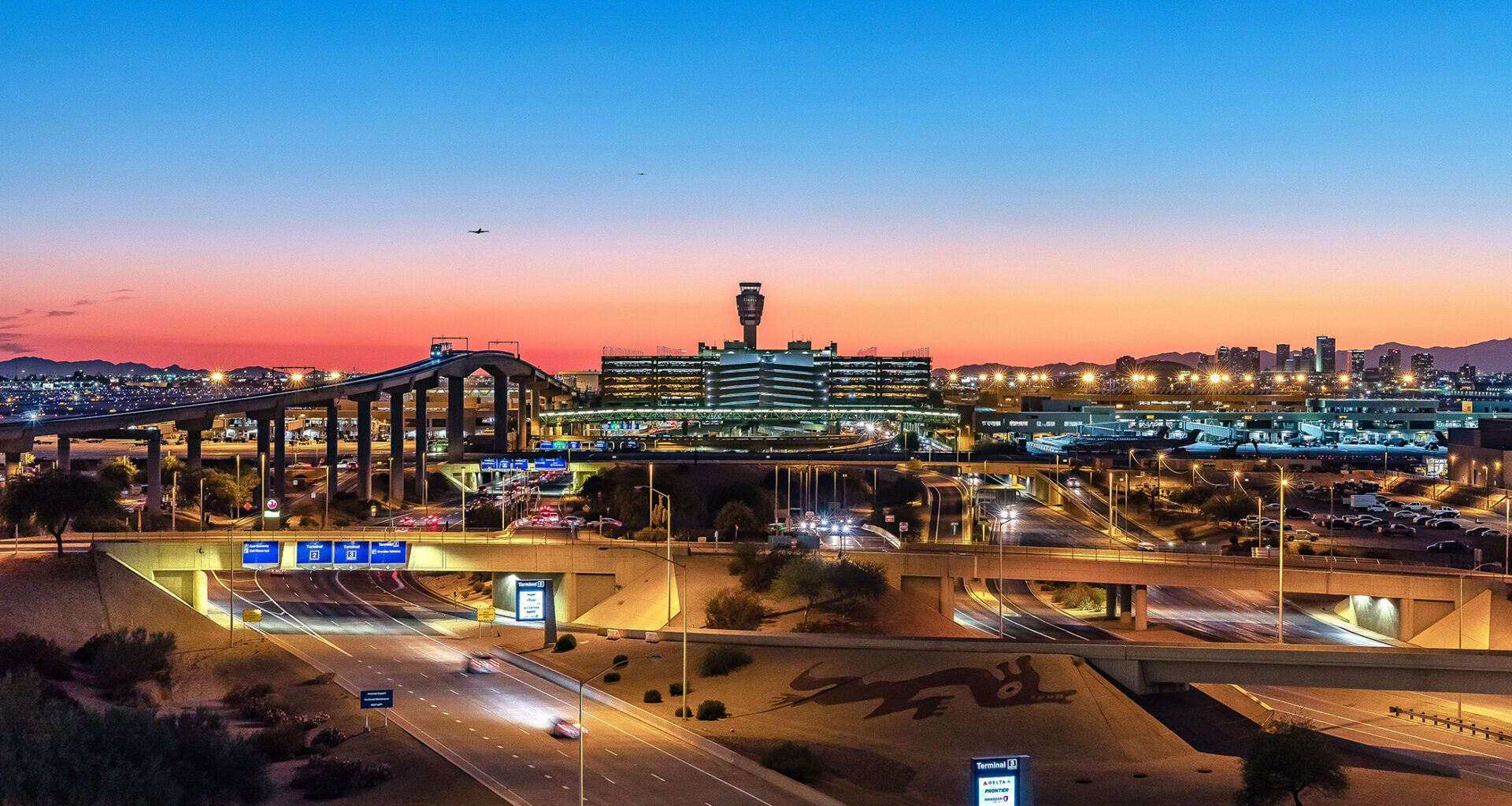 Phoenix Sky Harbor Airport smart parking system