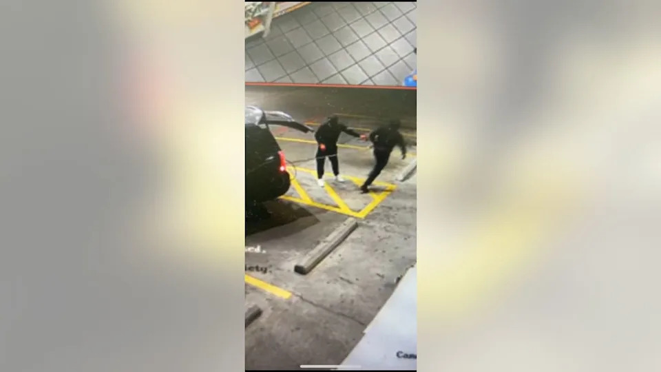 <div>Attempted ATM theft (Fort Worth police)</div>