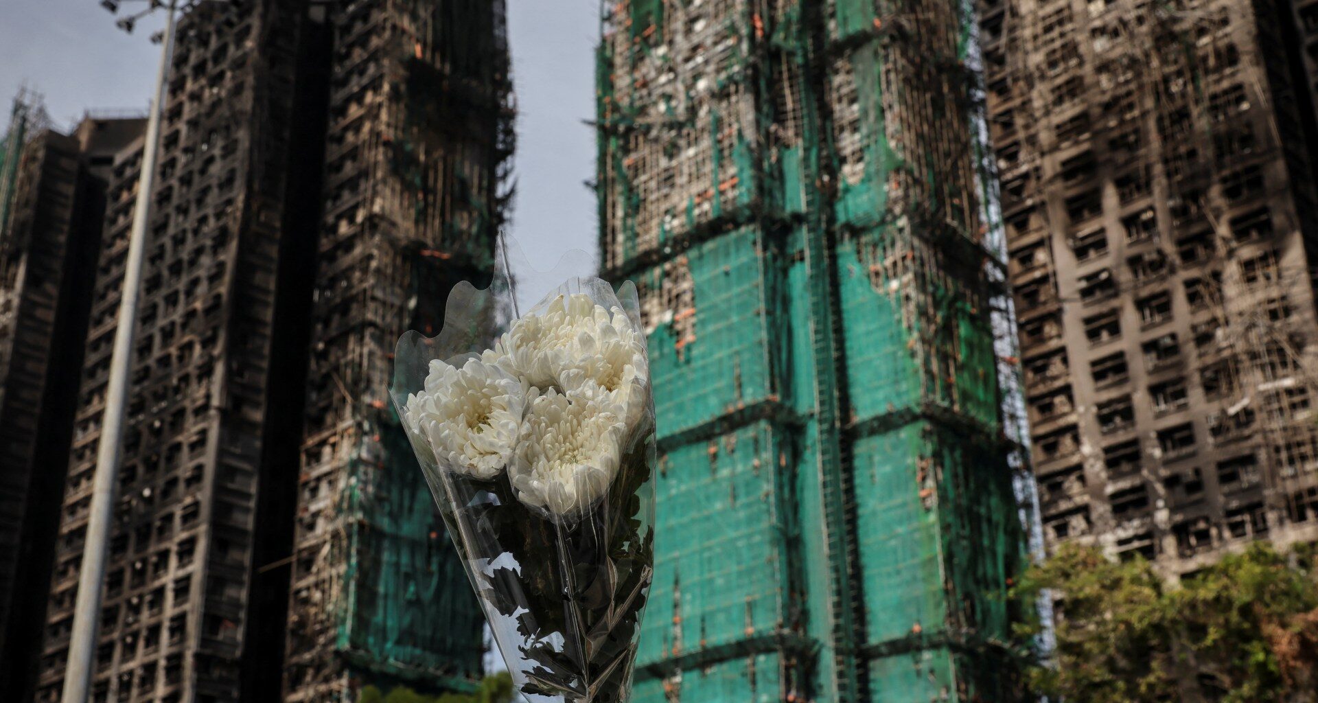 As Hong Kong reckons with worst fire in decades, many see echoes of 2019 | Hong Kong Protests News