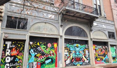 New mural pays tribute to historic Chinatown theater