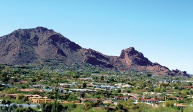 Paradise Valley&rsquo;s population, based on a recent report from the Arizona Commerce Authority, barely budged over the course of a year.