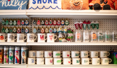 Red Gravy offers a one-stop shop for Philadelphia-themed and sports-themed home goods.