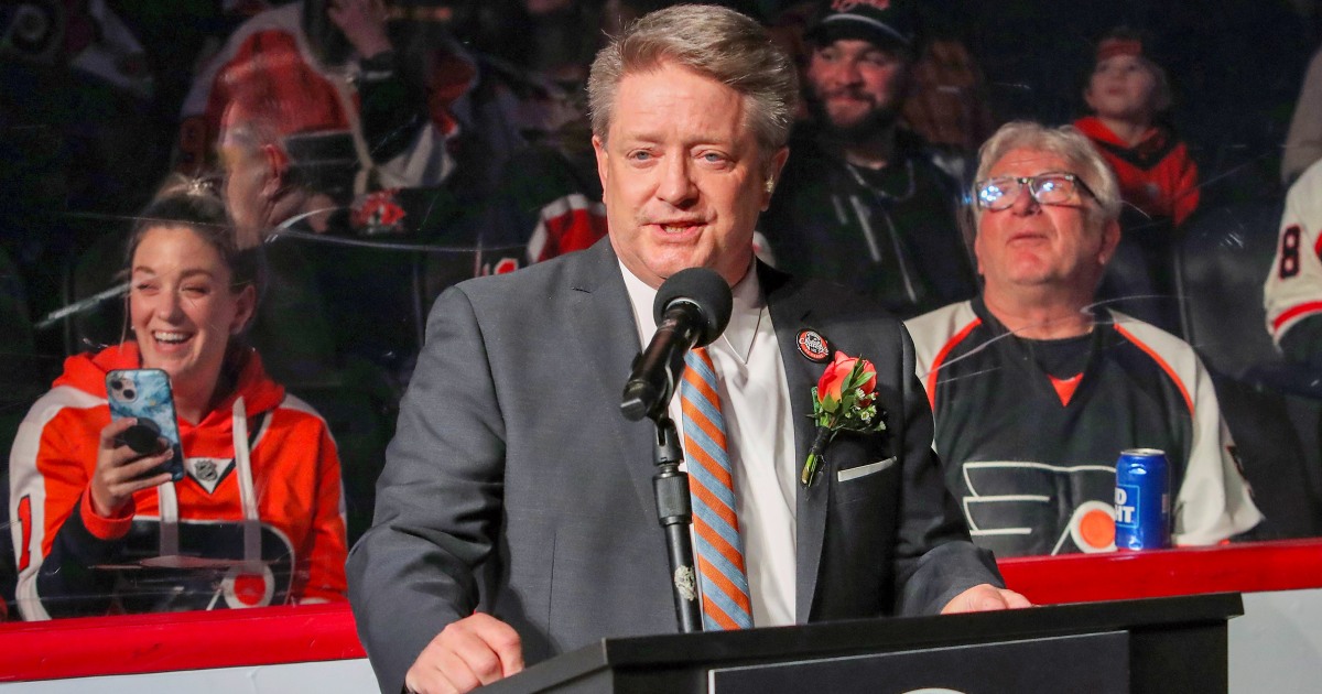 Philadelphia Flyers suspend radio broadcaster for inappropriate hot mic comment