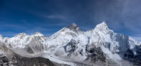 Getty Images View from Kala Pattha towards Mount Everest, Nuptse and the Khumbu Glacier, Everest Mountain Range, Nepal.