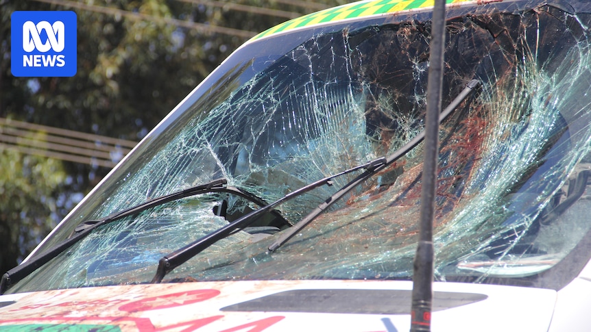 Man smashes ambulance windscreen with head in Kalgoorlie-Boulder