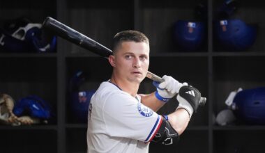 MLB teams have interest in Corey Seager, but would Rangers be willing to trade him?