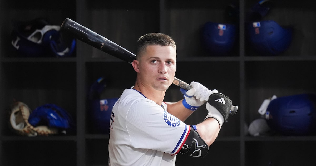 MLB teams have interest in Corey Seager, but would Rangers be willing to trade him?