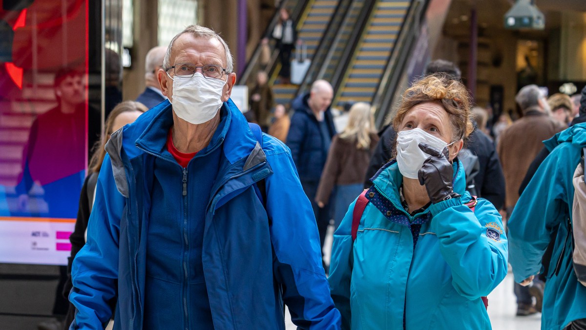 Should I be wearing a mask if I have the flu? What the science says