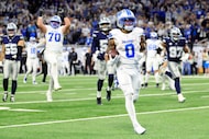 Detroit Lions running back Jahmyr Gibbs (0) cruises into the end zone for a fourth quarter...