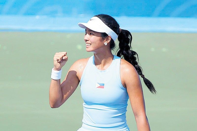 Eala splits opening matches in Macau