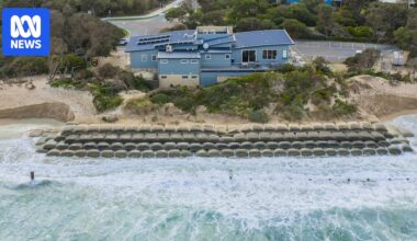 The fight to save Australia's beaches from coastal erosion