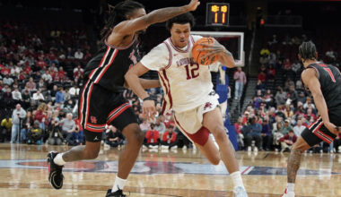 #14 Arkansas Battles #8 Houston But Falls 94-85