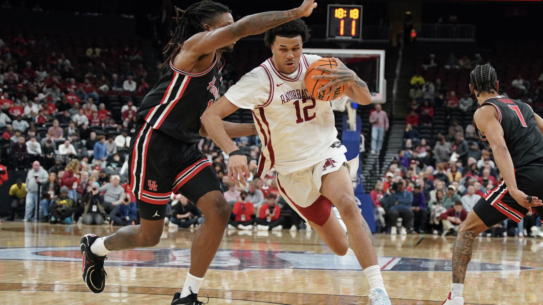 #14 Arkansas Battles #8 Houston But Falls 94-85