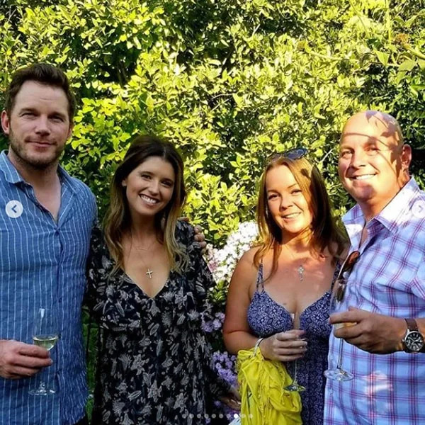 <p>Getting Close With the Pratts</p>