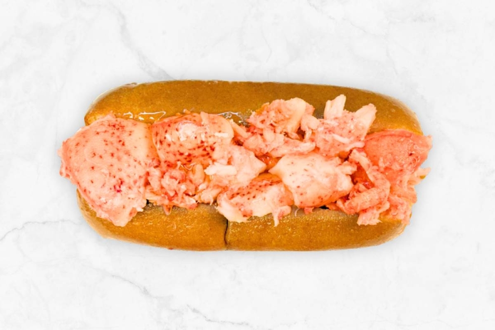 Overview of a lobster roll.