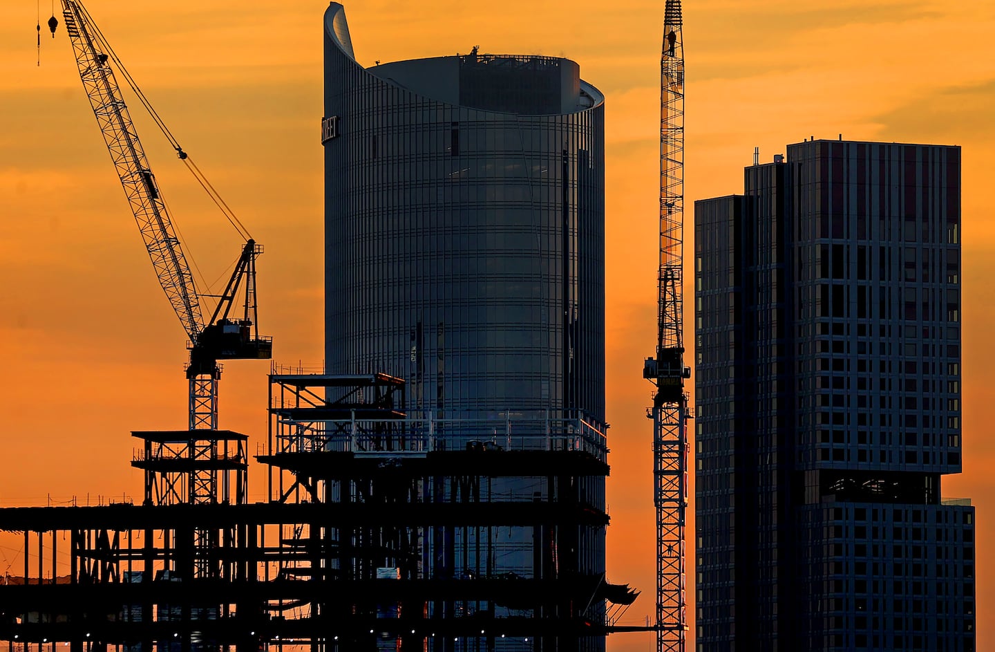 Construction last year on two new patient towers at Massachusetts General Hospital.