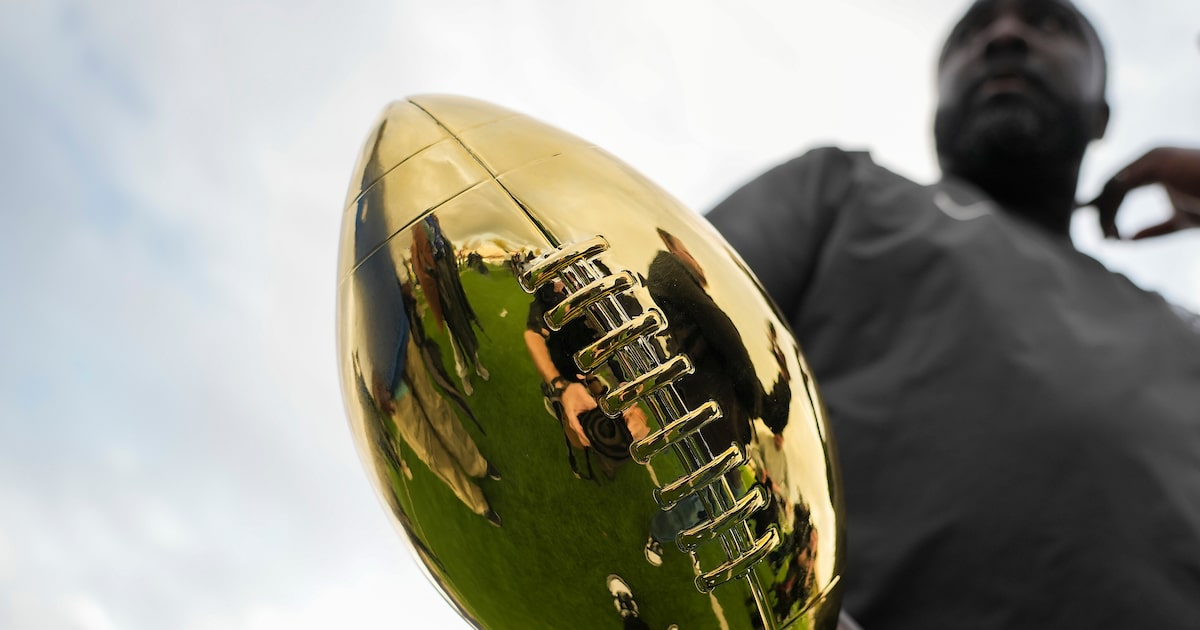 Previews, predictions and more for Dallas-area teams (Dec. 5-6)