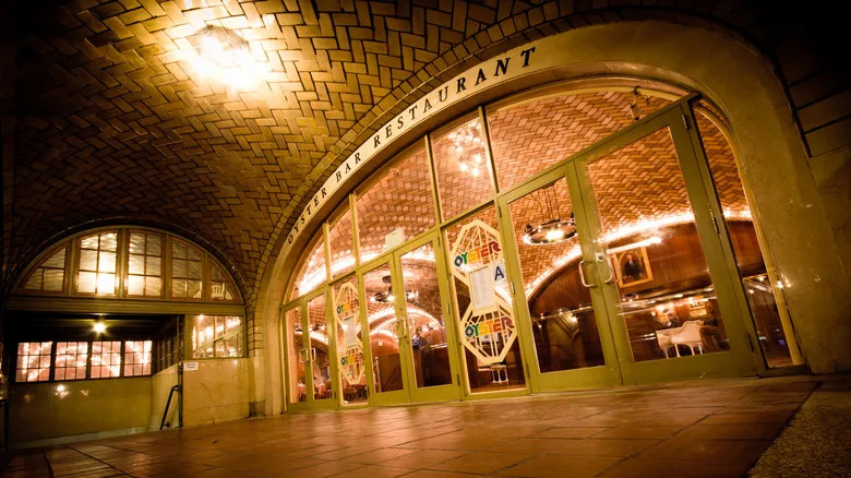 Entrance to the historic Oyster Bar restaurant, Grand Central, New York City
