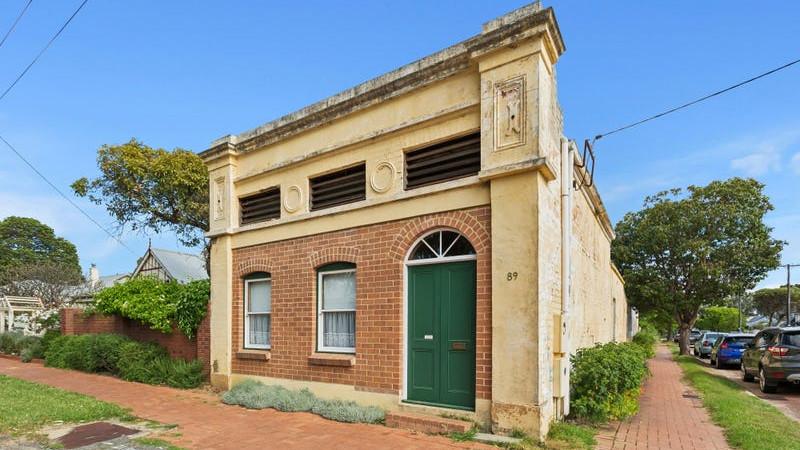 House That! Not everyone’s cup of tea but Bushells tea house in Guildford sure is a bargain