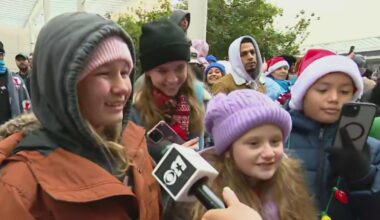 Thousands attend to Dallas Holiday Parade. "It's a special time of joy"