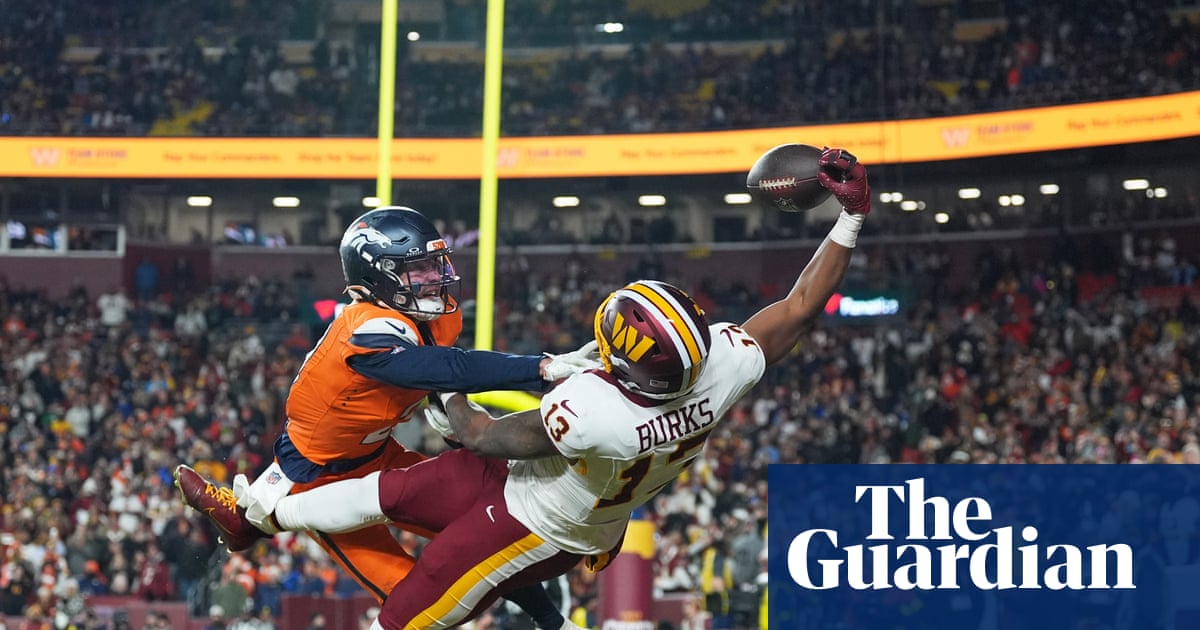 Treylon Burks’ one-handed miracle catch draws comparisons to Odell Beckham’s Giants grab | NFL
