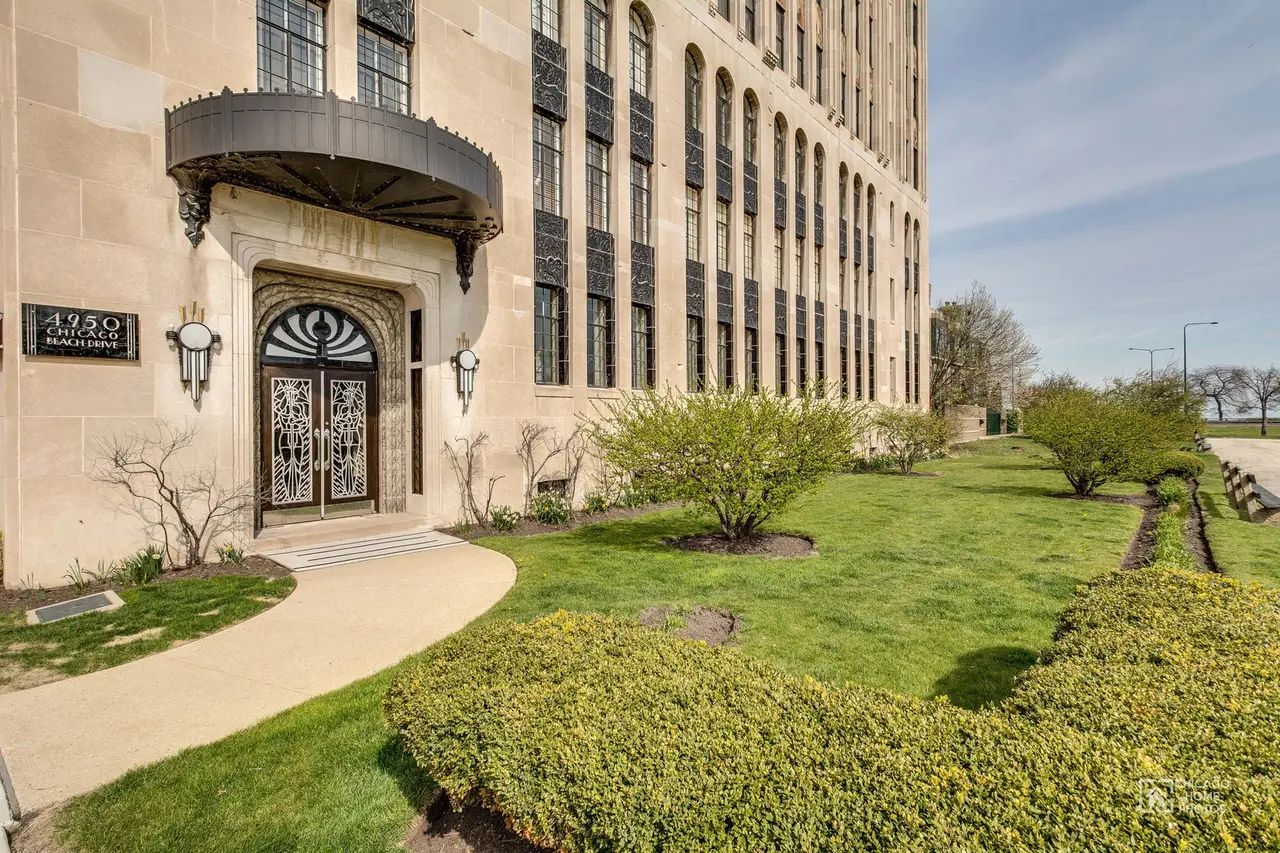 What’s For Sale in Chicago’s Prewar Apartments – Chicago Magazine