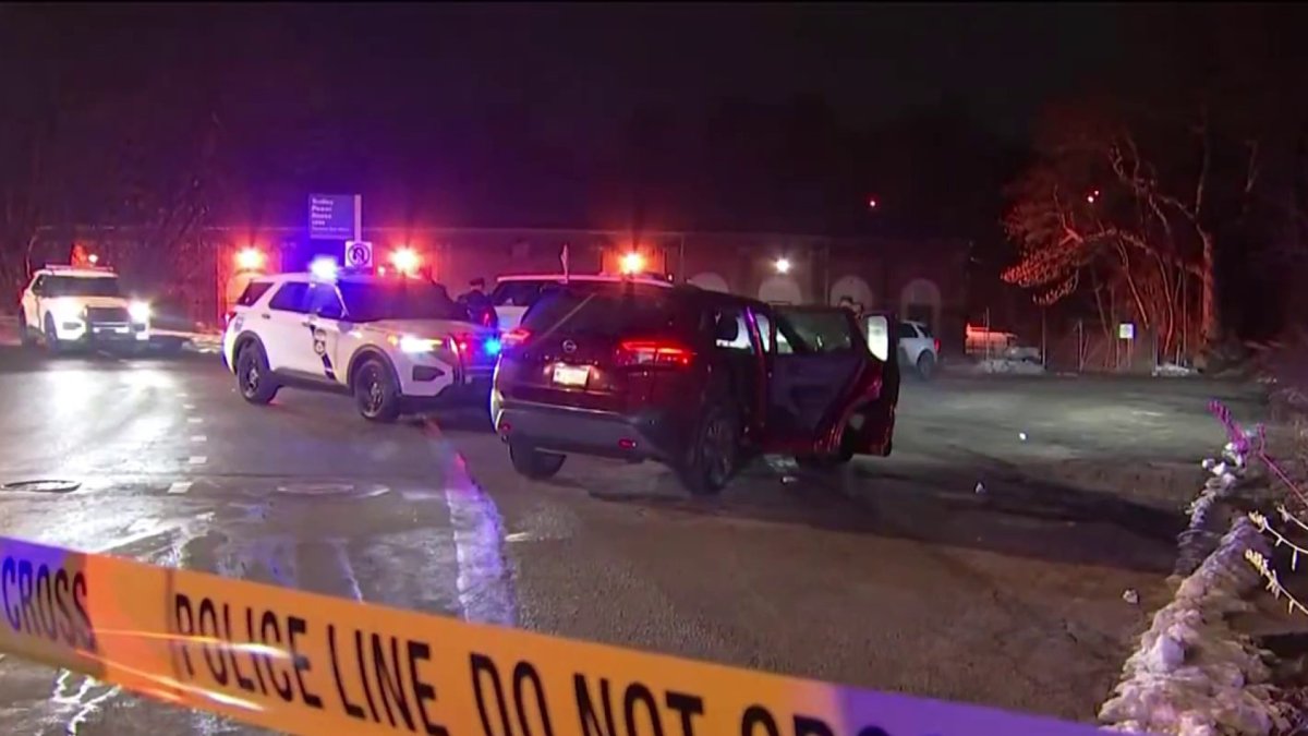 3 boys in custody after shot fired at police during carjacking – NBC10 Philadelphia
