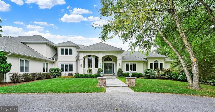 3-acre home for sale in Phoenix private equestrian gated community