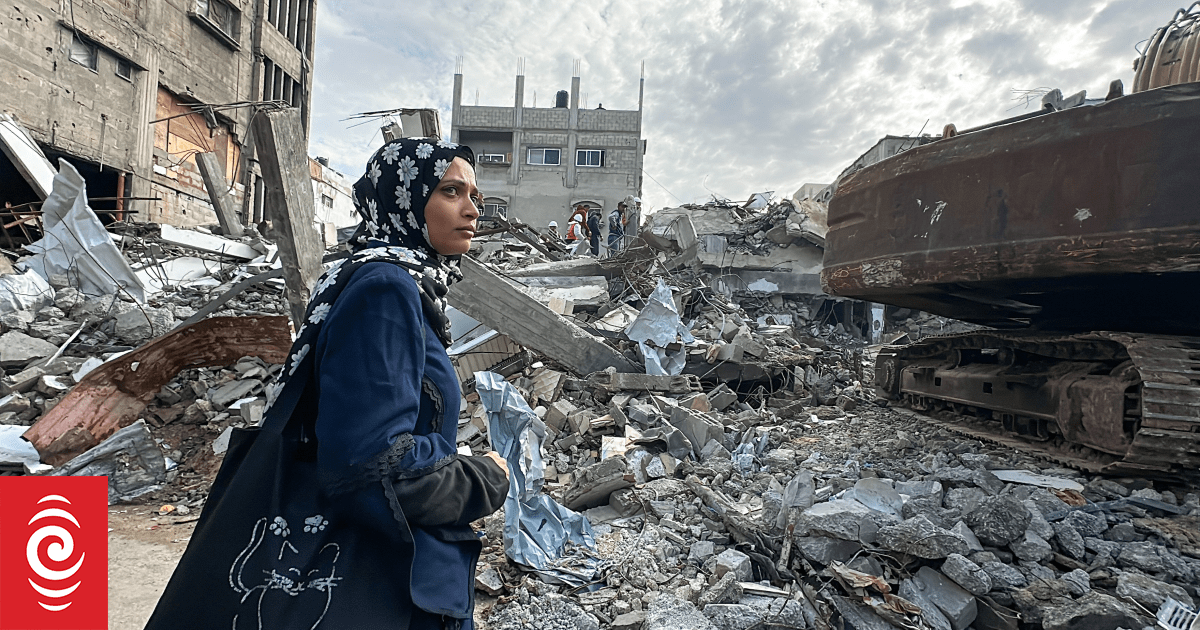 Trapped under Israeli bombardment, Gazans fear the 'new border'