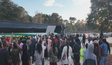 Thousands celebrate return of Raines Vikings to Jacksonville with state champion title