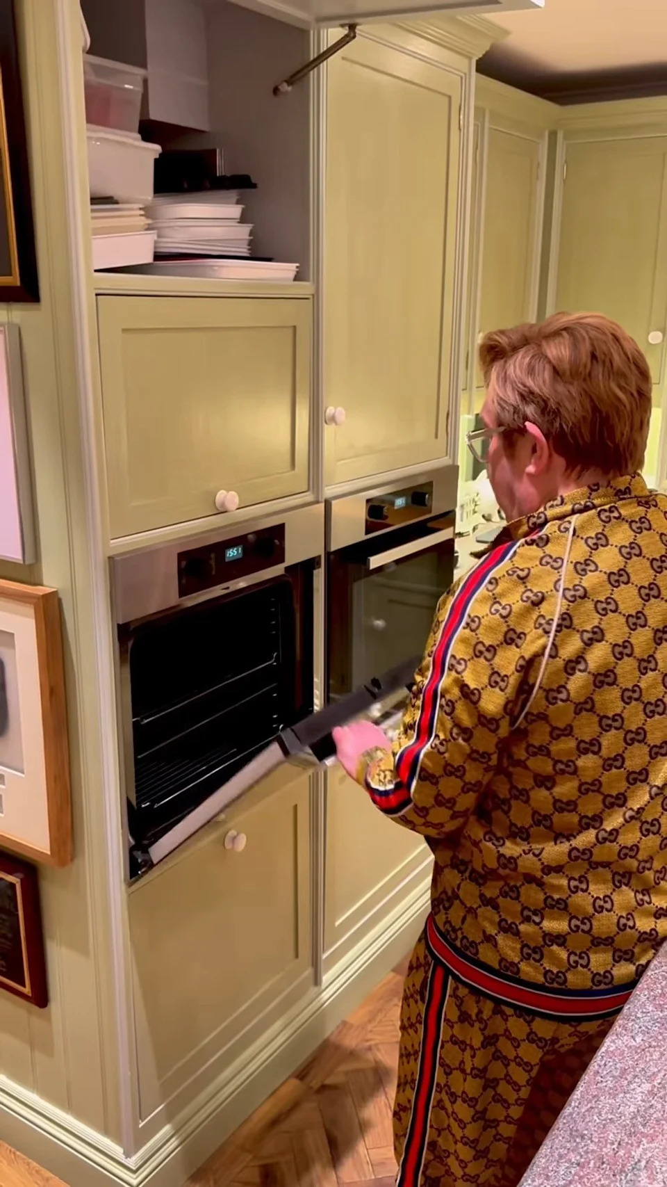 The uproar over John's oven began after he shared a tongue-in-cheek clip filmed in his kitchen on Nov. 29. <span class="image-credit">(eltonjohn/Instagram)</span>