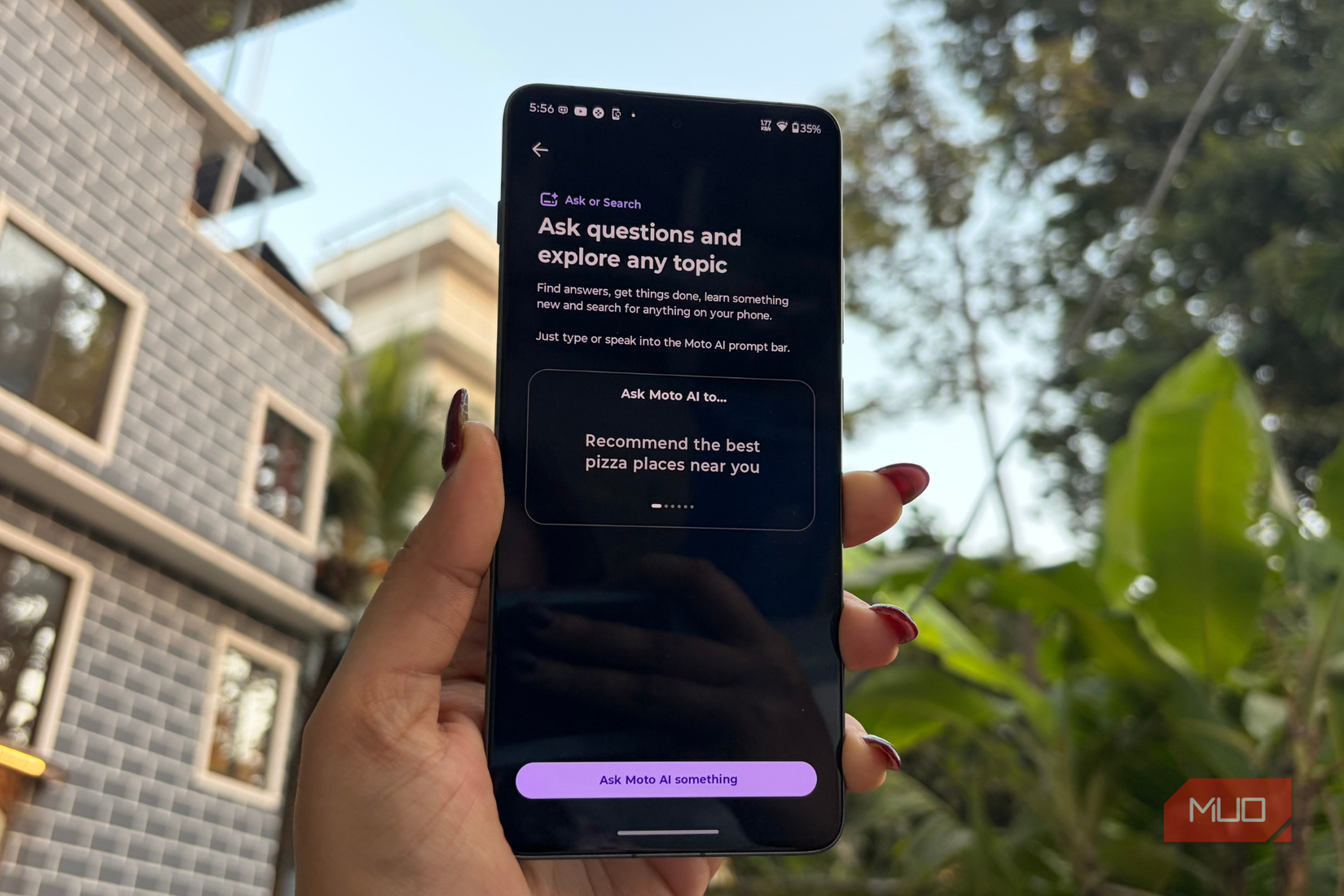 Ask or search on the Motorola Edge 70