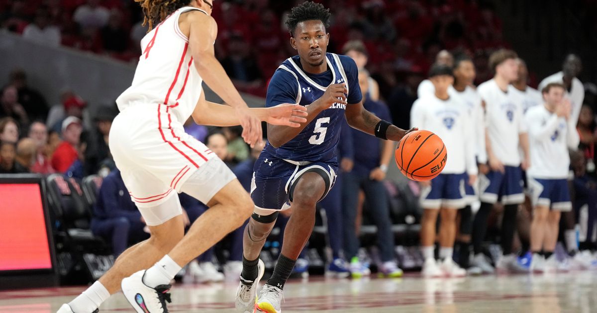 No. 7 Houston gets balanced offense in 99-57 win over New Orleans :: WRAL.com