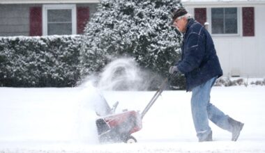 Winter weather advisories remain in effect as snow falls across NY